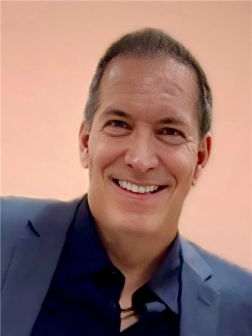 Broker Profile Photo