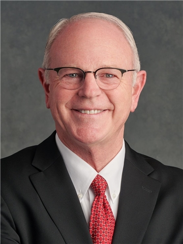 Broker Photo