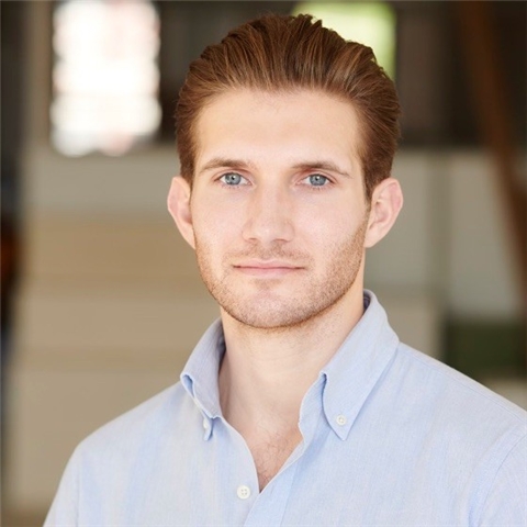 Broker Profile Photo