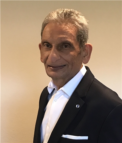 Broker Profile Photo