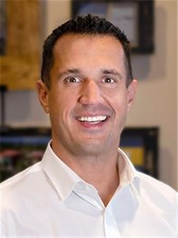 Broker Profile Photo