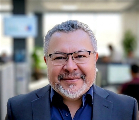 Broker Photo
