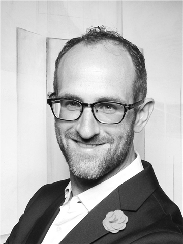 Broker Profile Photo