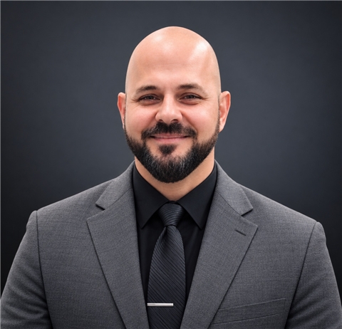 Broker Photo