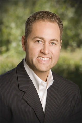 Broker Profile Photo