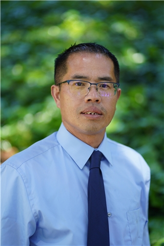Broker Profile Photo