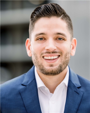 Broker Profile Photo