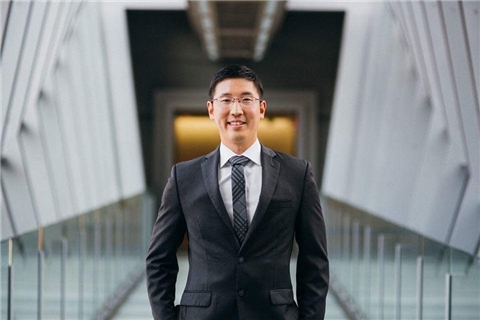 Broker Profile Photo