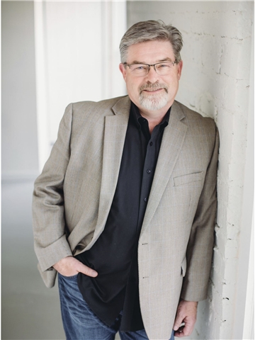 Broker Profile Photo