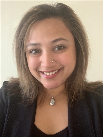 Broker Profile Photo