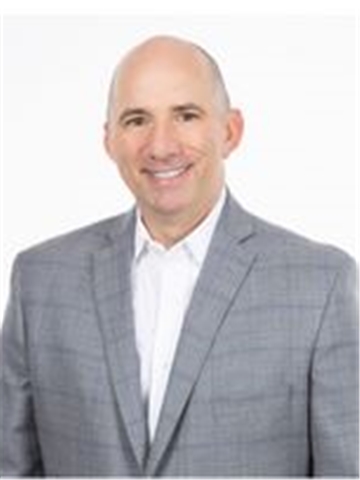Broker Profile Photo