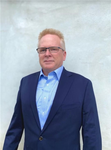 Broker Profile Photo