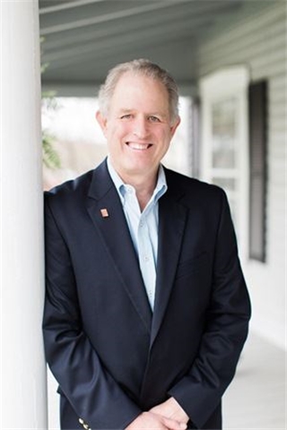 Broker Profile Photo