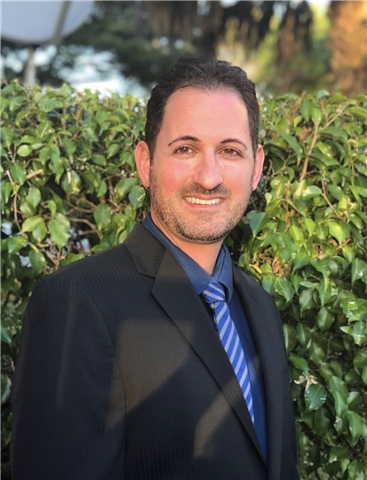 Broker Profile Photo