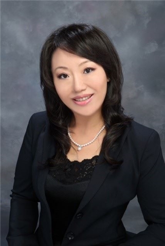 Broker Profile Photo