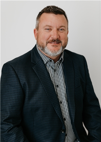 Broker Profile Photo