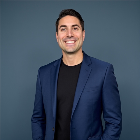 Broker Profile Photo