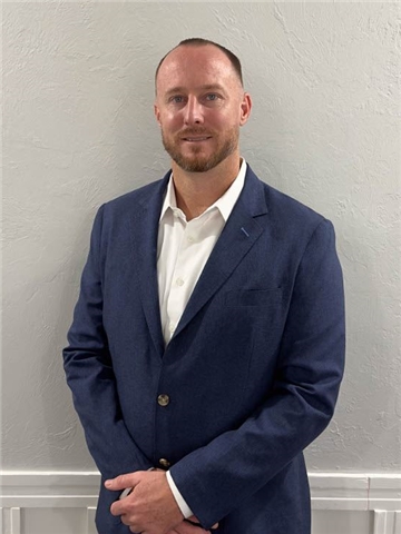 Broker Profile Photo