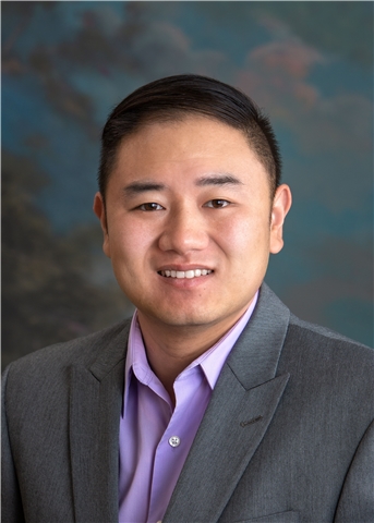 Broker Profile Photo