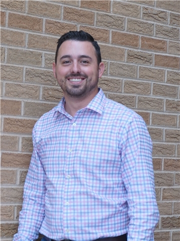 Broker Profile Photo