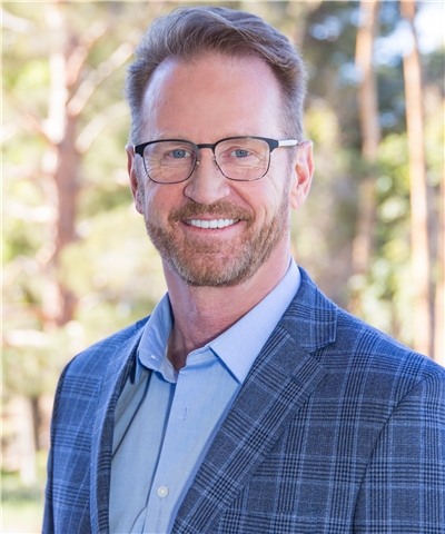 Broker Profile Photo