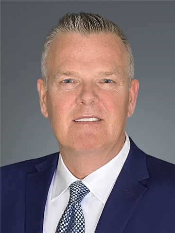 Broker Profile Photo