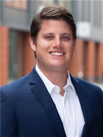 Broker Profile Photo