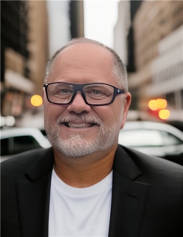 Broker Profile Photo