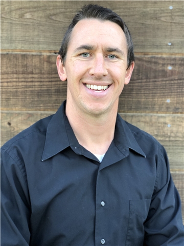 Broker Profile Photo