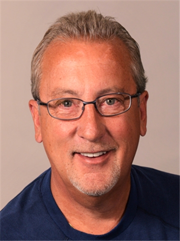 Broker Profile Photo