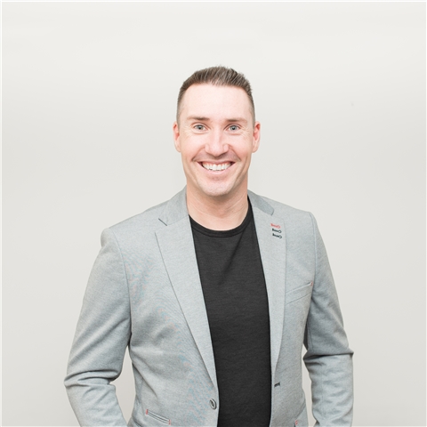 Broker Profile Photo