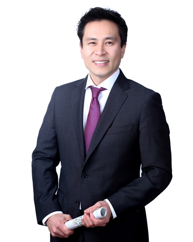 Broker Profile Photo