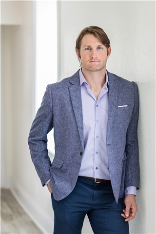 Broker Profile Photo