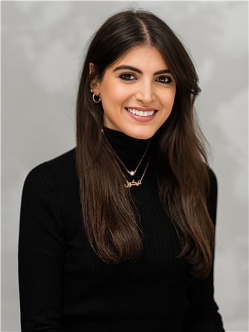 Broker Profile Photo
