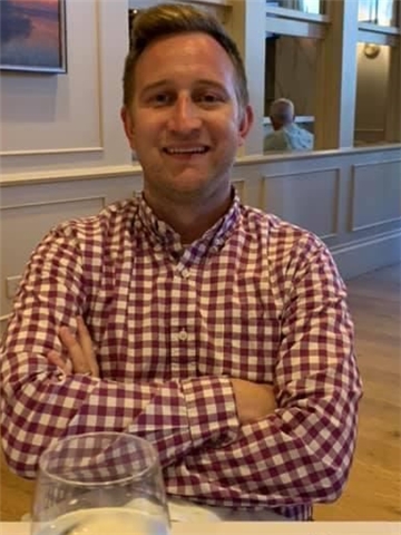 Broker Profile Photo