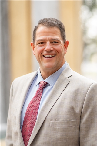 Broker Profile Photo