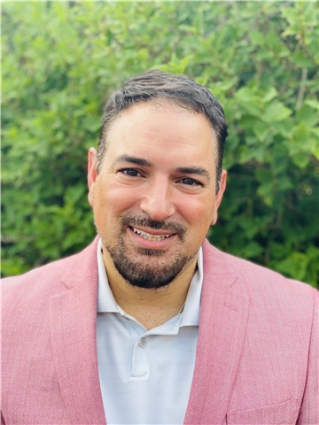 Broker Profile Photo