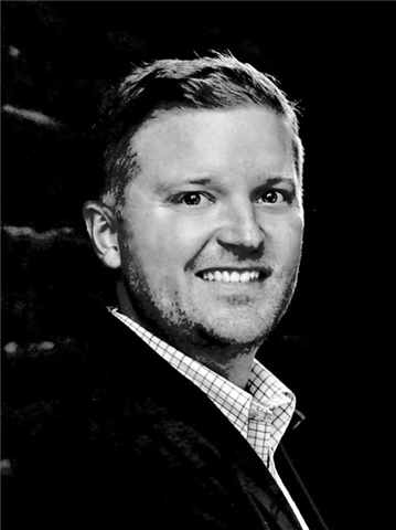 Broker Profile Photo