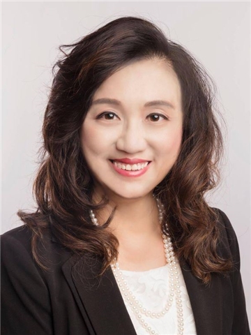 Broker Profile Photo