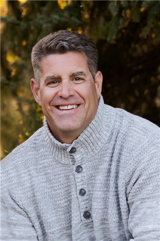 Broker Profile Photo