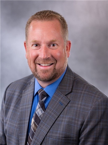 Broker Profile Photo