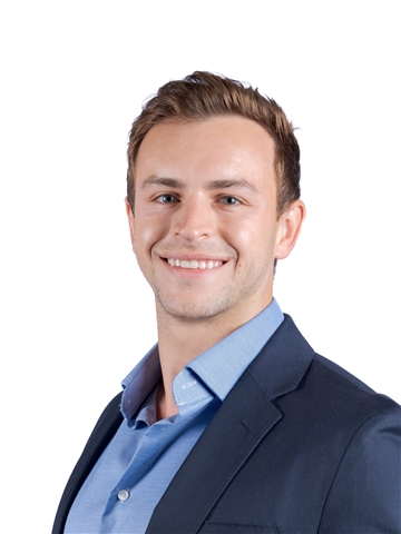 Broker Profile Photo