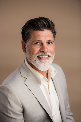 Broker Profile Photo