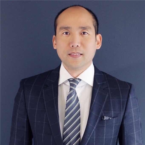 Broker Profile Photo