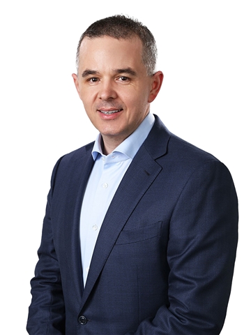Broker Profile Photo