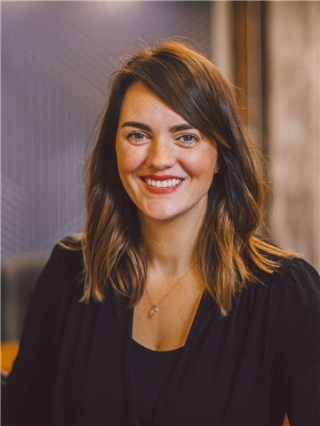 Broker Profile Photo