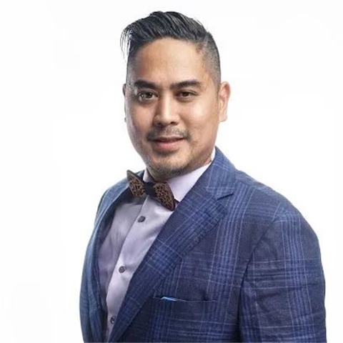 Broker Profile Photo