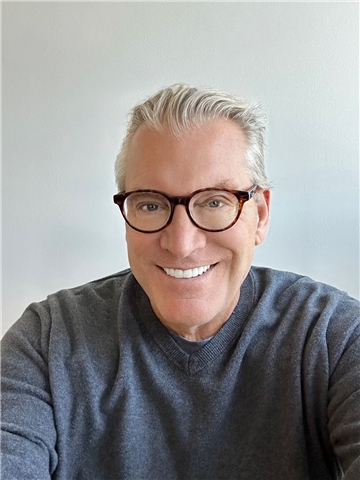 Broker Profile Photo