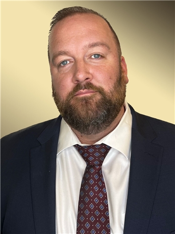 Broker Profile Photo