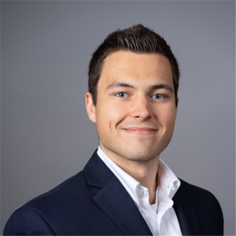 Broker Profile Photo